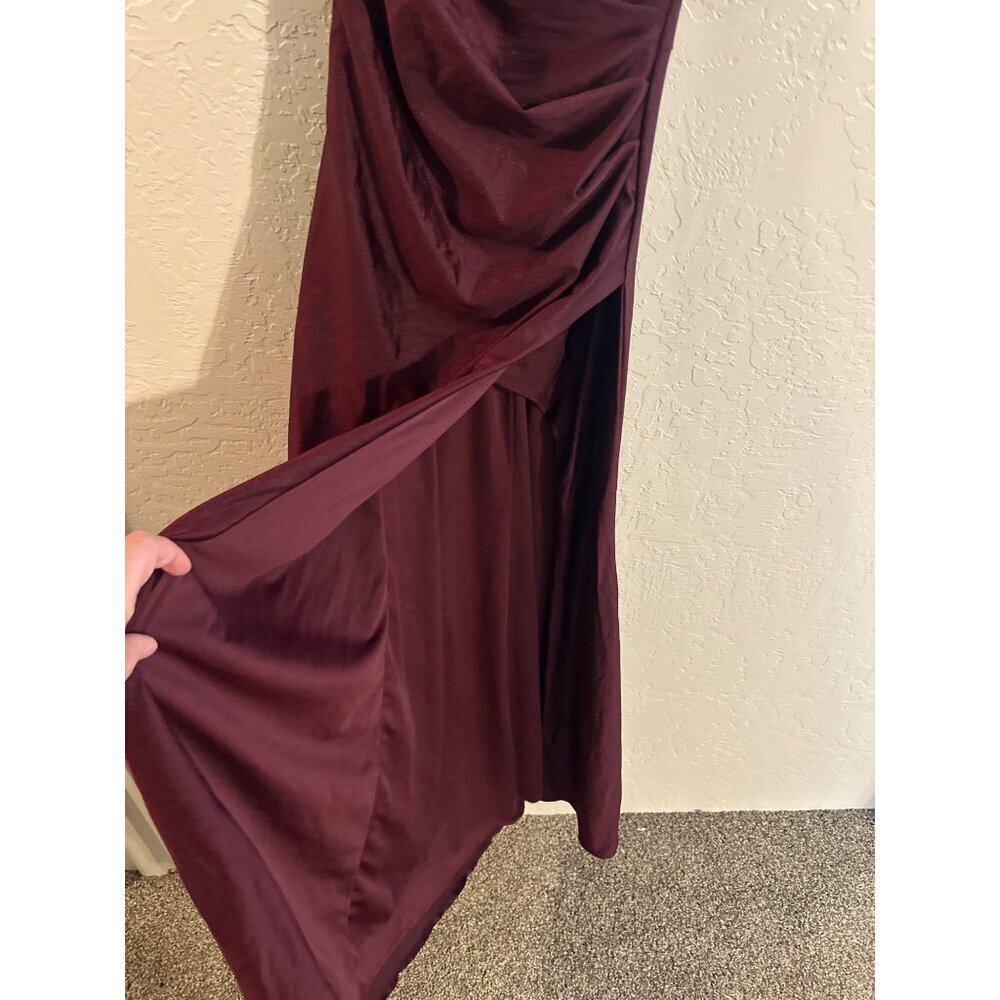 Y La Scala 90’s Burgundy Moody V Neck Spaghetti Strap Ruched Long Evening Gown - Picture 7 of 16